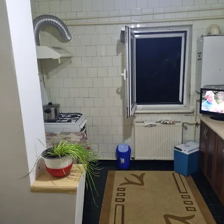 3 La 10 Min De Centru *